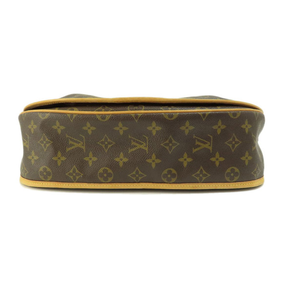 Louis Vuitton Menilmontane MM Monogram Shoulder Bag Monogram Canvas - Picture 4 of 9